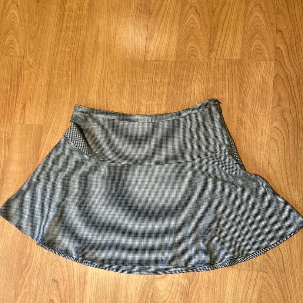 Like new Old Navy Circle Skirt sz 12